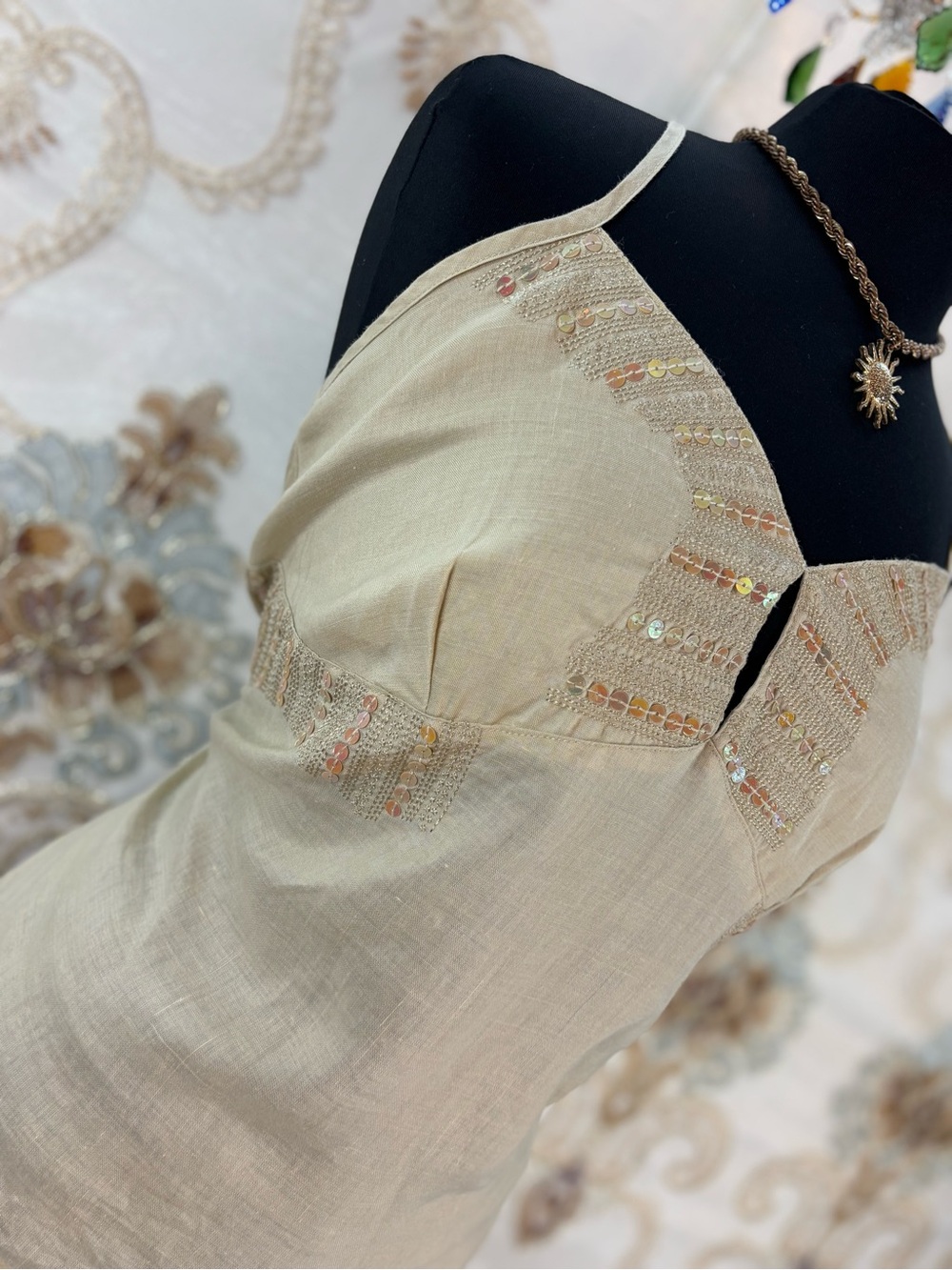 ✨Vintage Y2K Bohemian Beige Linen Sequins Racerback Tank Top✨ - Picture 4 of 9